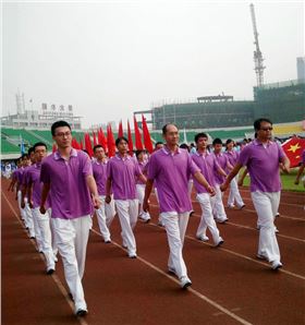 焦点娱乐团体T恤